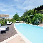 In Marche With Pool And Bbq